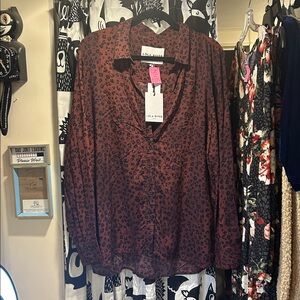 Lola River Cheetah Buttton Down Shirt NWT Xl